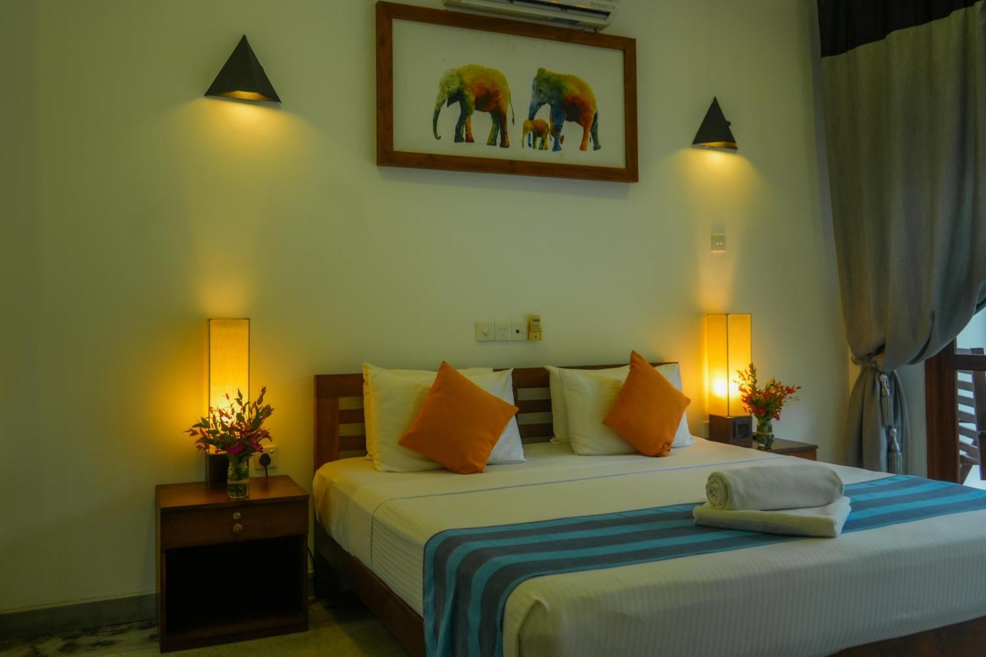 Hotel Athgira Udawalawe Eksteriør bilde