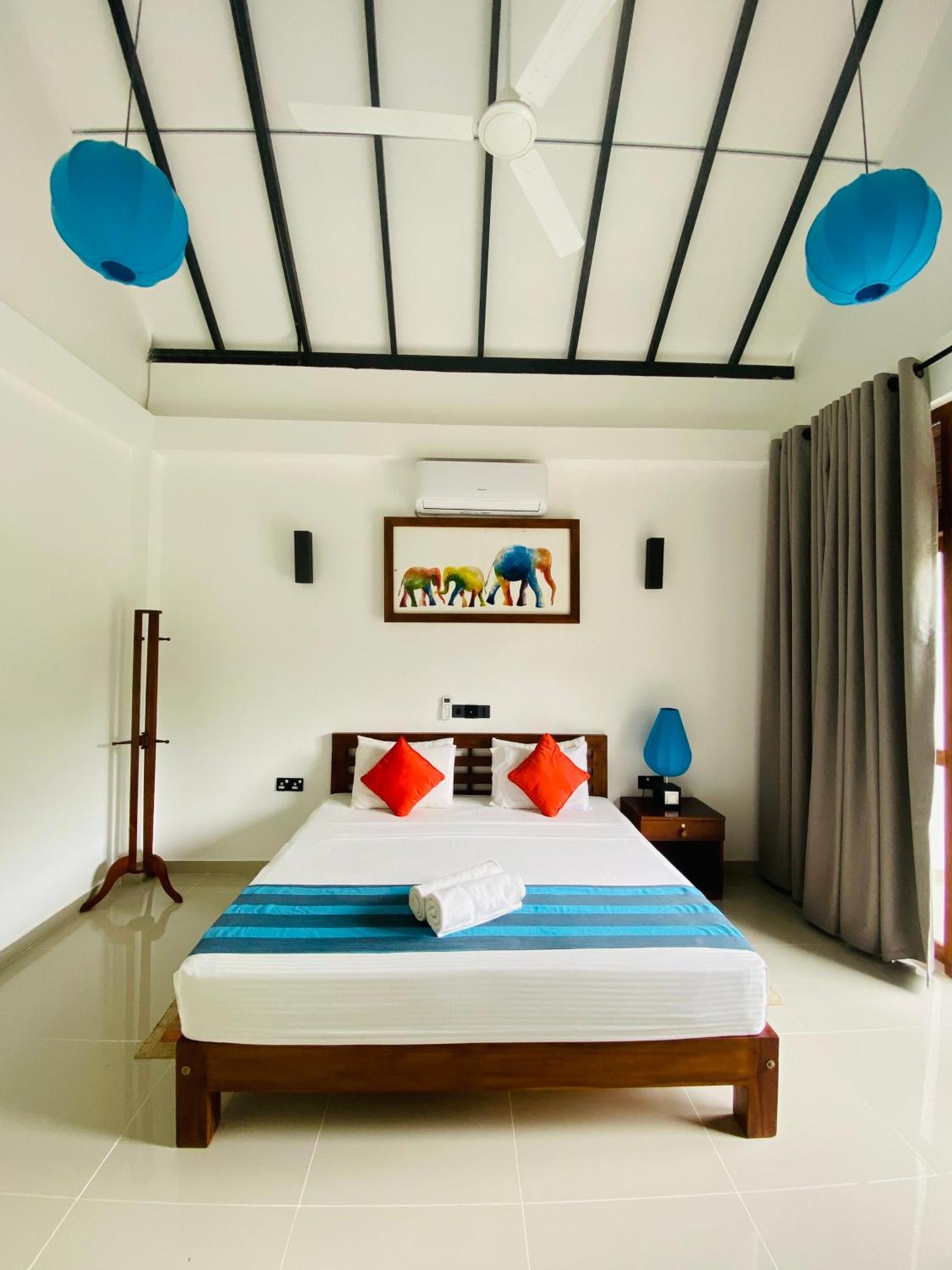 Hotel Athgira Udawalawe Eksteriør bilde