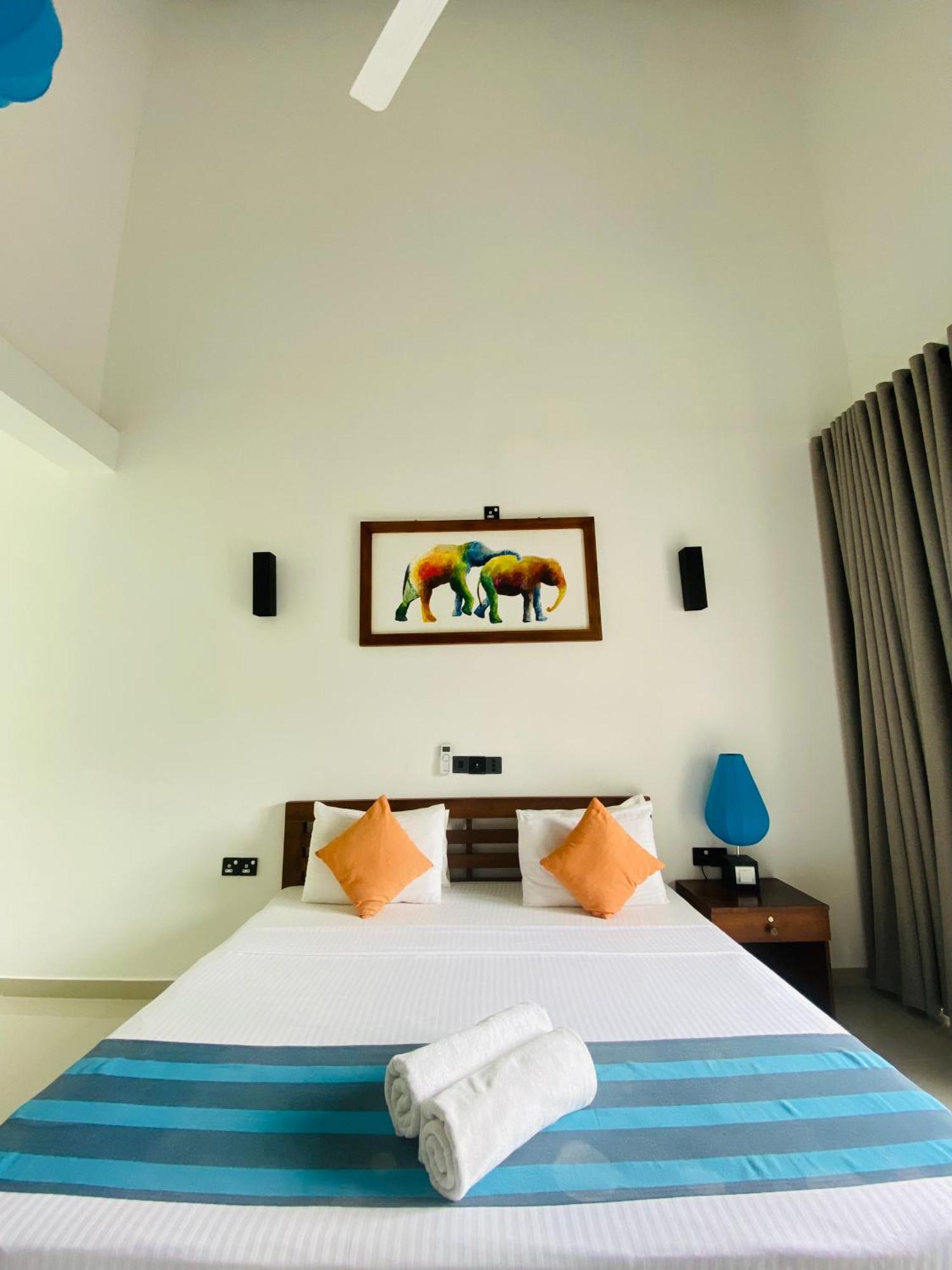 Hotel Athgira Udawalawe Eksteriør bilde